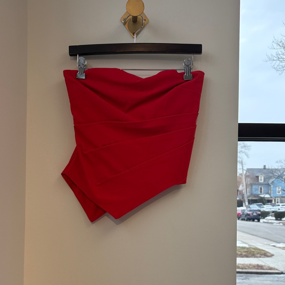 Astr Anoka Asymmetrical tube top